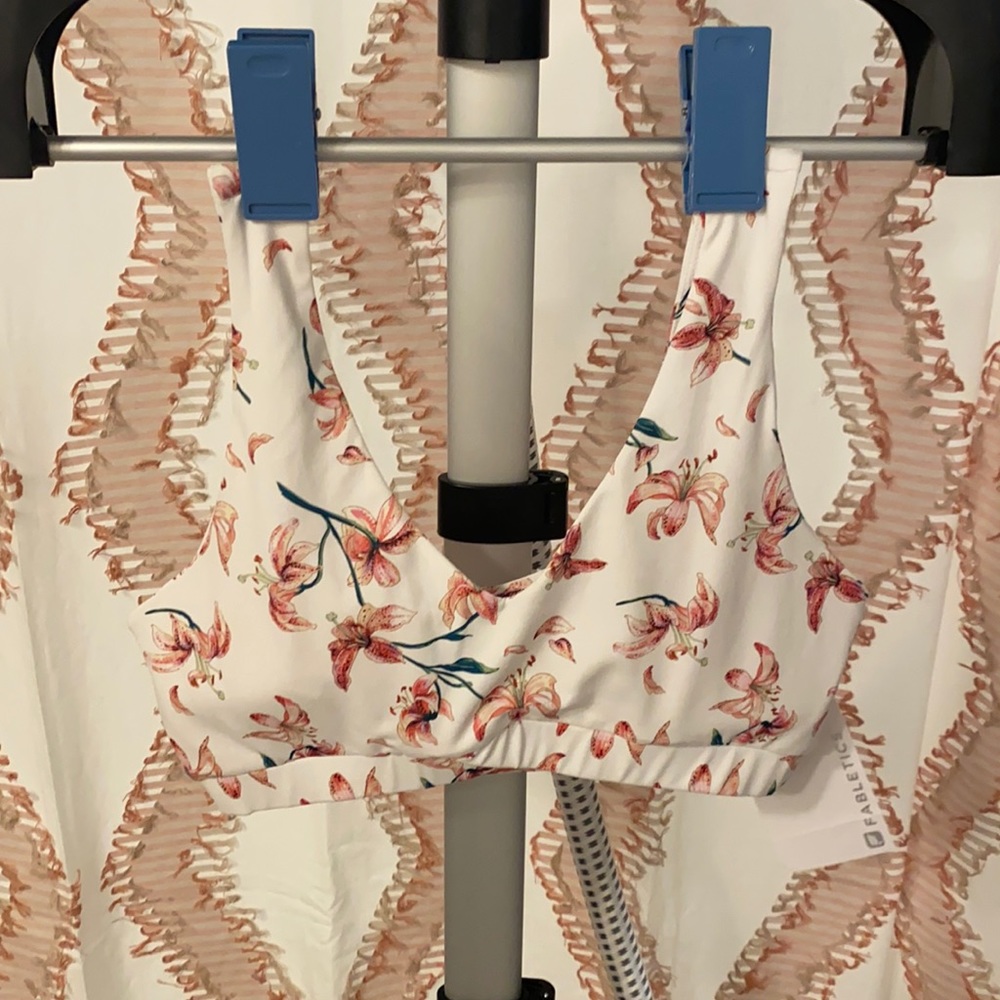 Floral fabletics sports bra